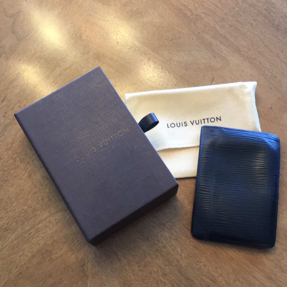 Louis Vuitton Black epi leather wallet